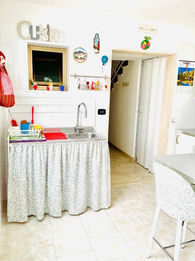 Вилла Relax House Бари Экстерьер фото